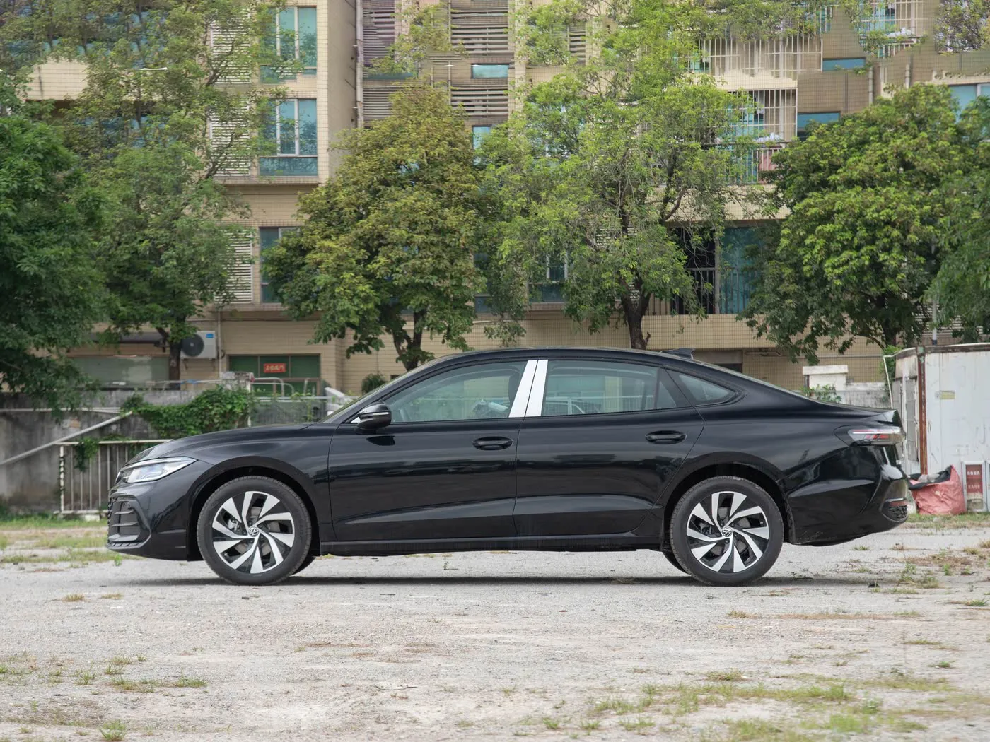 Passat 2025 Pro 300TSI