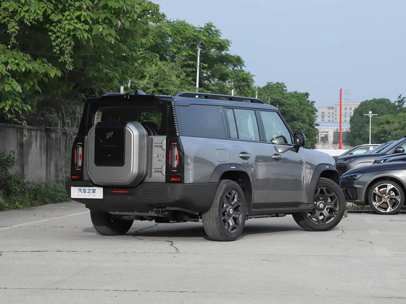 JETOUR T2